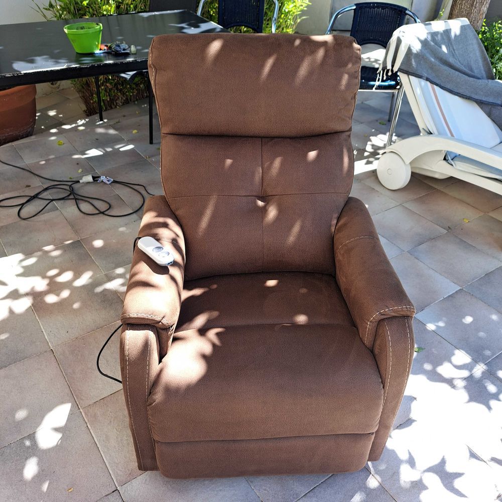 fauteuil de confort motoris� 370 Toulon (83)