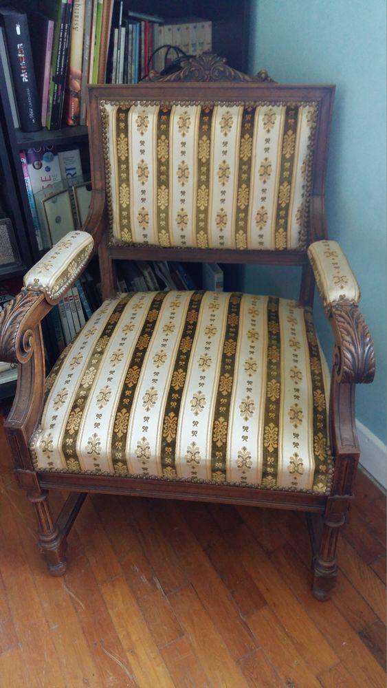 FAUTEUIL CONFORTABLE 50 Moli�res (46)