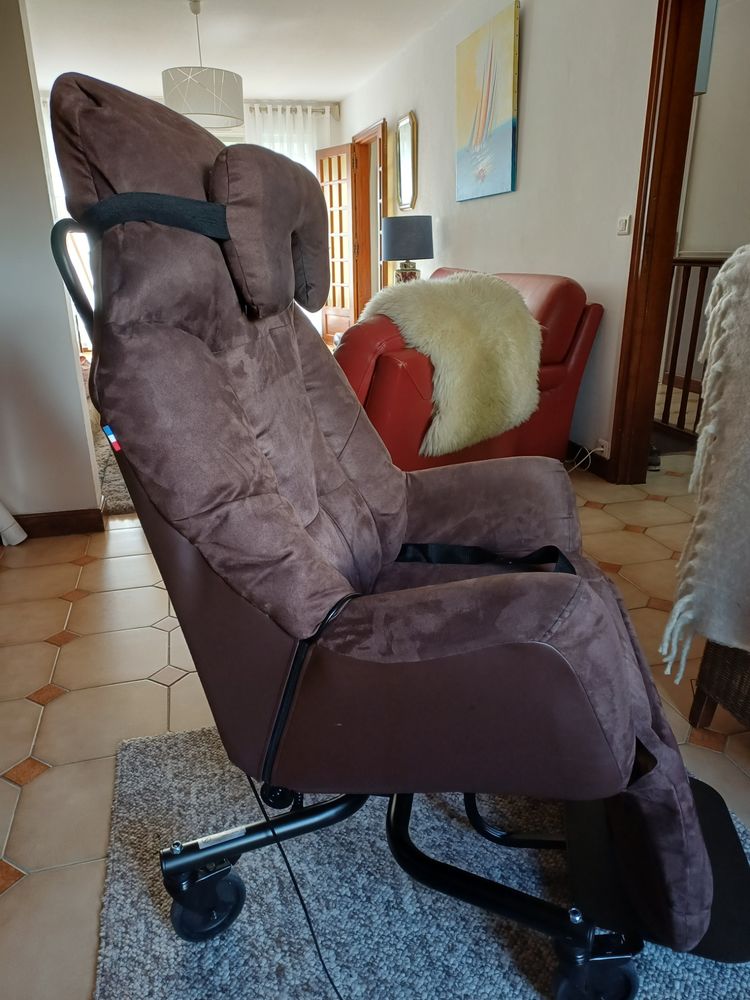 Fauteuil coque �lectrique 120 Muizon (51)