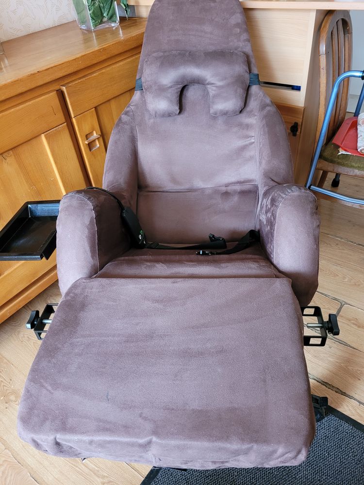 Fauteuil coque m�dicalis� �lectrique 70 Tremblay-en-France (93)