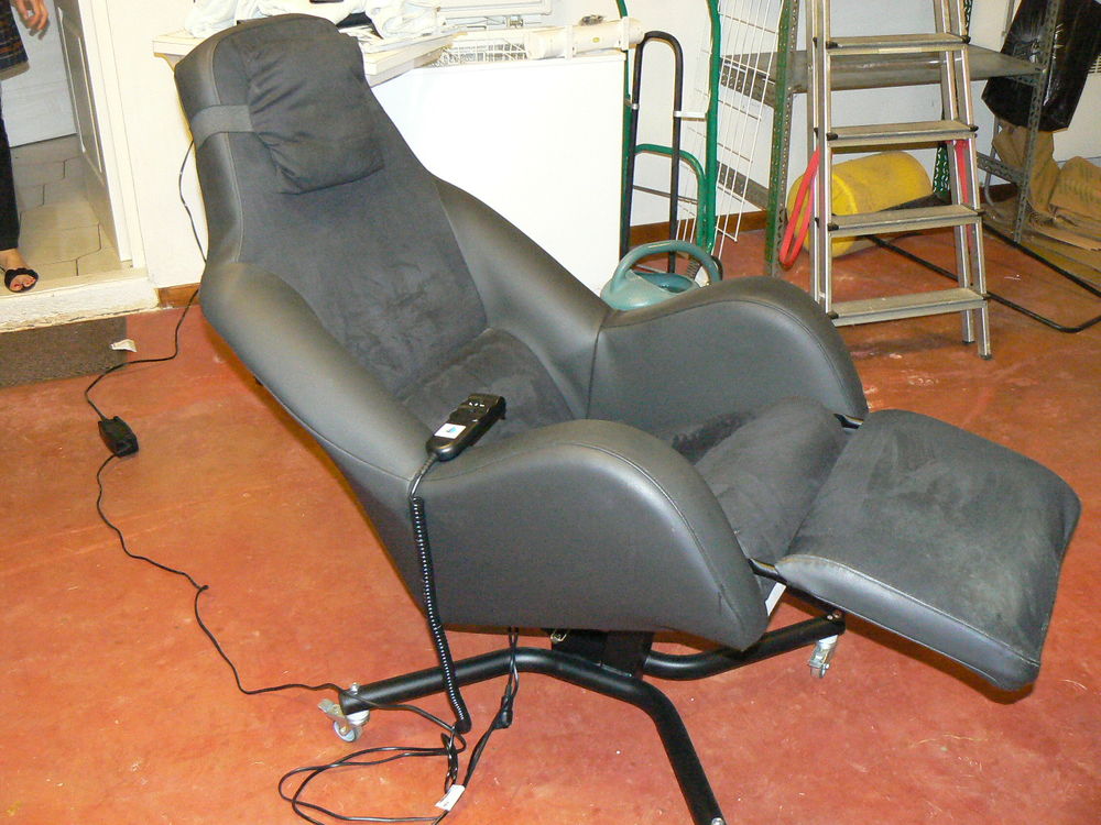 fauteuil coquille electrique starlev noir 350 Maurecourt (78)