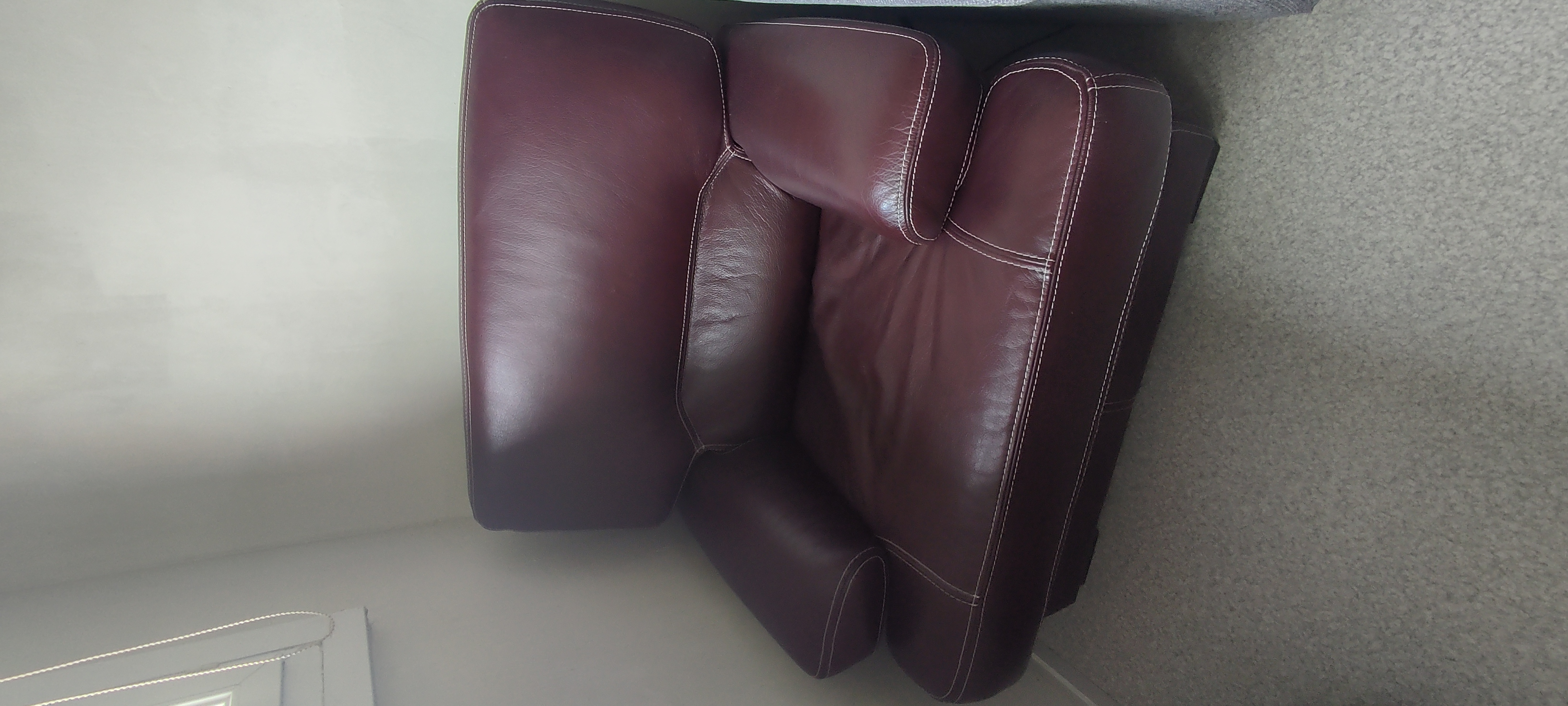 Fauteuil en cuir buffle 100 Quimperl� (29)