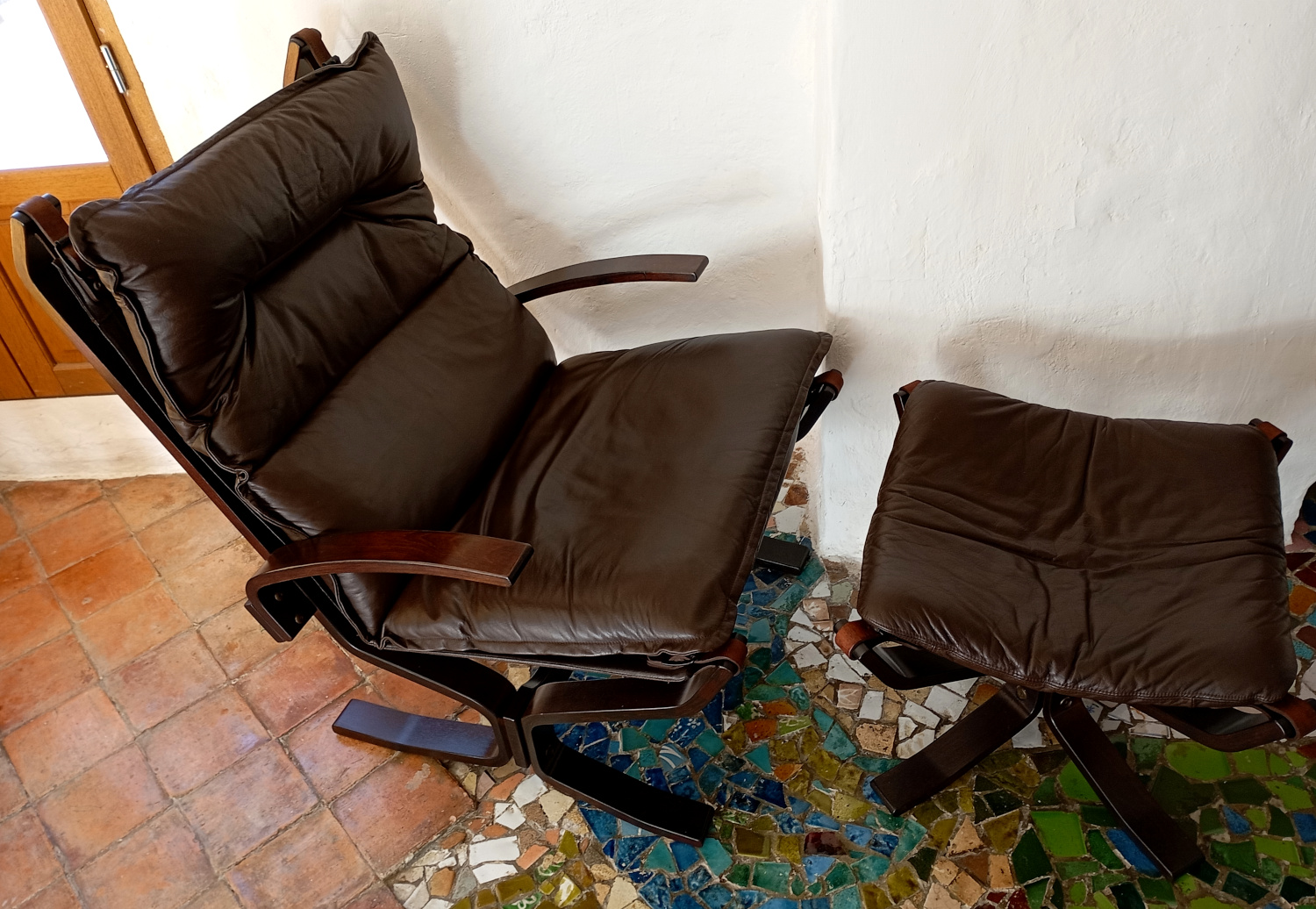 Fauteuil en cuir SCANDINAVE 1950 INGMAR RELLING 800 Entrecasteaux (83)