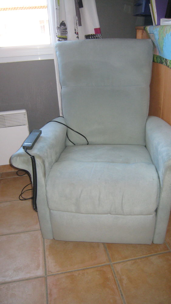 fauteuil �l�ctrique avec t�l�commande 199 Vaison-la-Romaine (84)