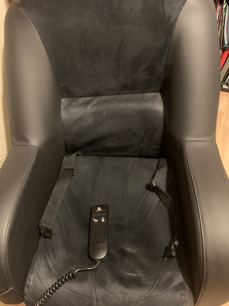 Fauteuil �lectrique m�dicalis� 
Entr�s bon �tat 99 Orgeval (78)