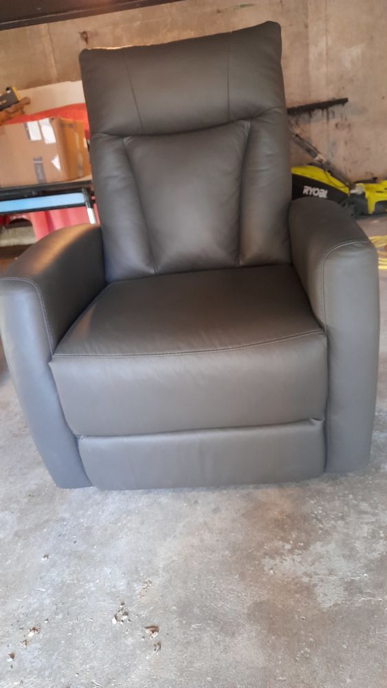 Fauteuil �lectrique  relax 450 Locmaria-Plouzan� (29)