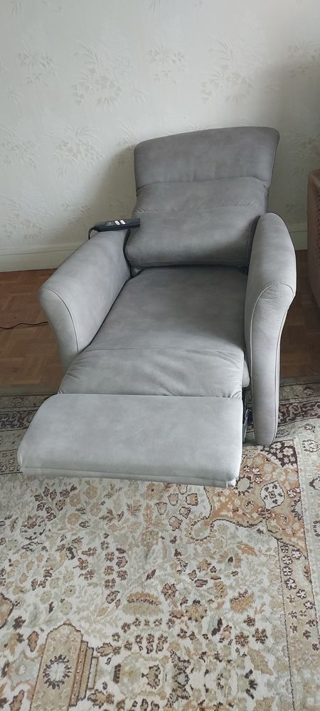 Fauteuil �lectrique relaxant 500 Brian�on (05)