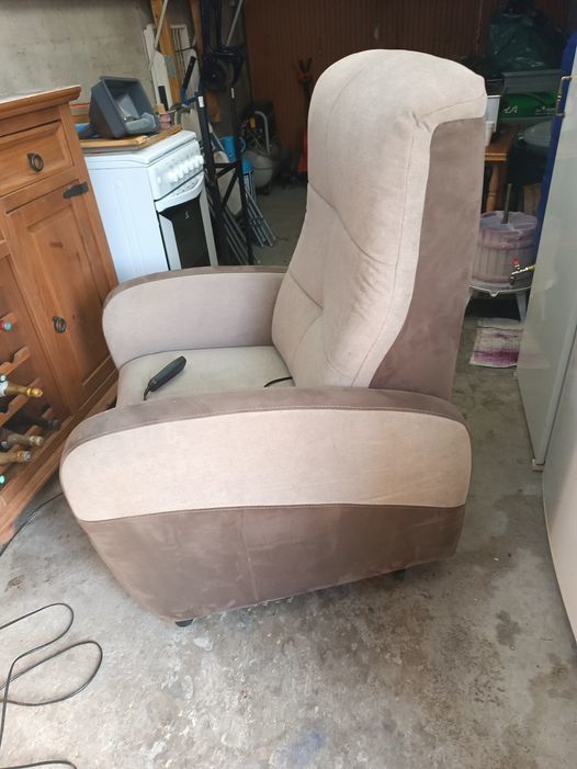 fauteuil �lectrique relaxation 170 Les Ponts-de-C� (49)