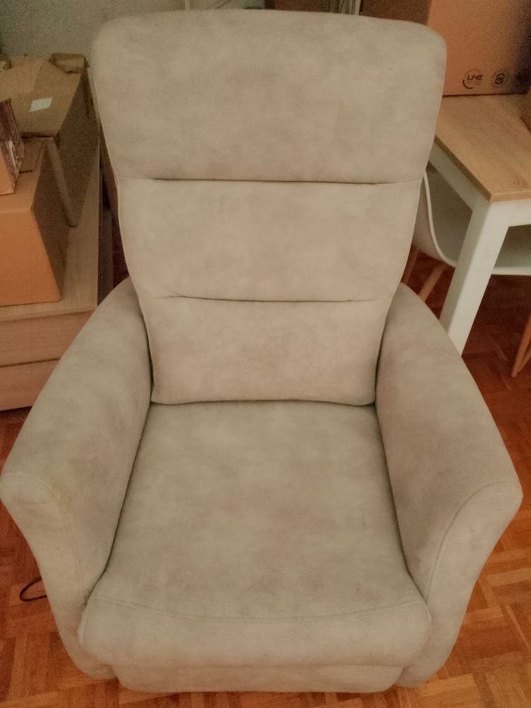 FAUTEUil �LECTRIQUE RELEVEUR EN CUIR 450 Saint-Dizier (52)