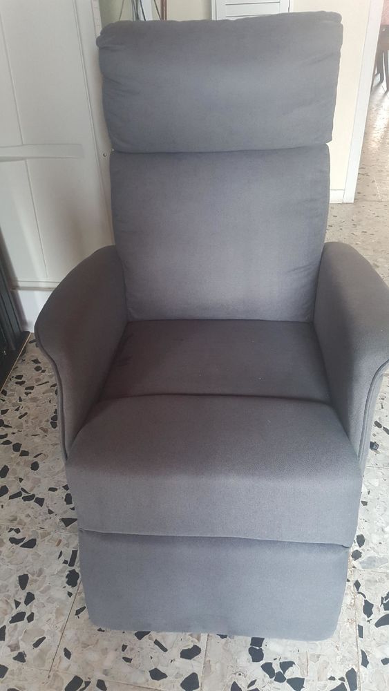 fauteuil electrique en tissu gris anthracite 160 Lavo�te-sur-Loire (43)