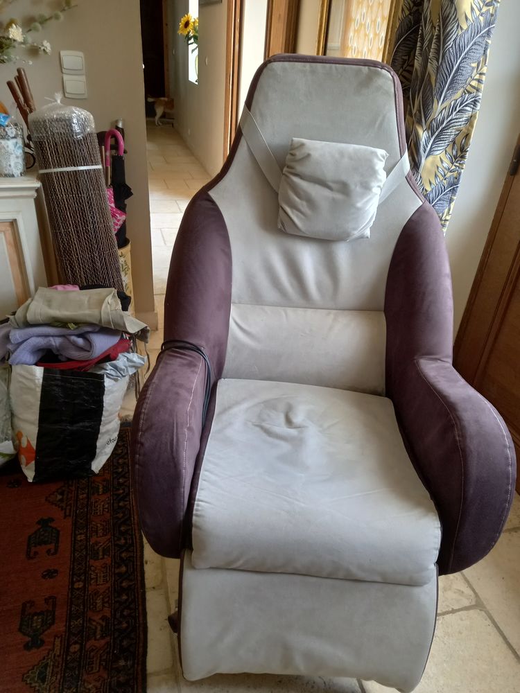 Fauteuil �lectrique 85 Galluis (78)