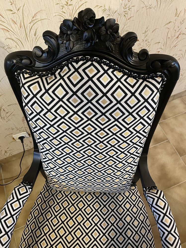 fauteuil, enti�rement restaur� 110 M�obecq (36)