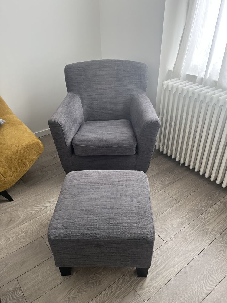 Fauteuil Eskenas Ikea
135 Roanne (42)