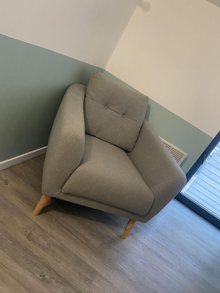 Fauteuil zoe ll �tat neuf 200 La Montagne (44)