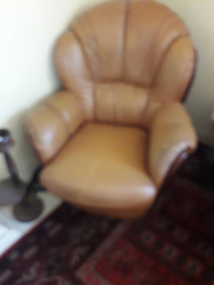 Fauteuil bon etat 20 Haubourdin (59)