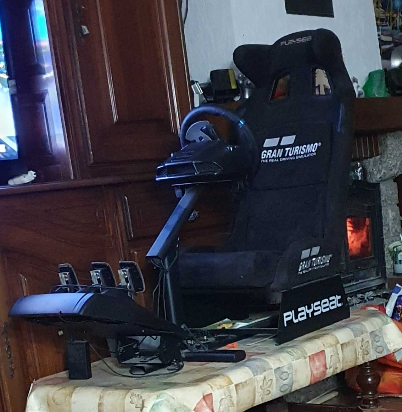 fauteuil granturismo 7 complet 630 Pr�cy-sous-Thil (21)