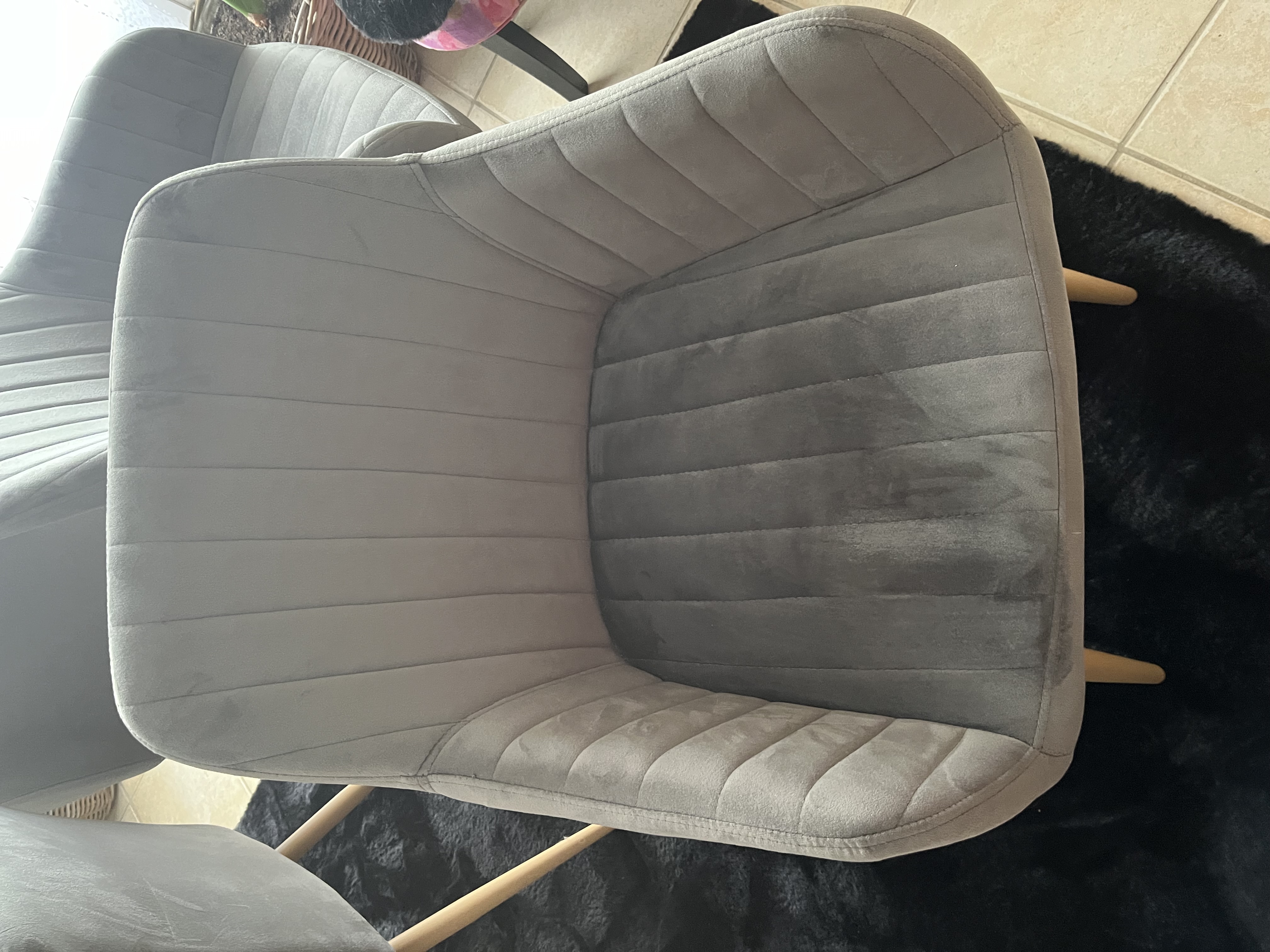 Fauteuil gris �tat neuf lot de quatre. 120 Argenton-sur-Creuse (36)
