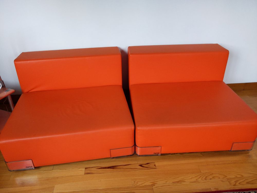 1 fauteuil KARTELL en 2 exemplaires 
0 Saint-Pol-de-L�on (29)