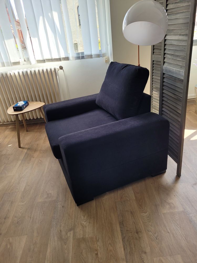 fauteuil large en tissu velours noir 100 Savigny-en-Sancerre (18)
