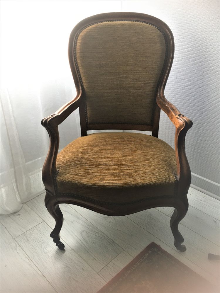 FAUTEUIL Louis-Philippe d'�poque, restaur� 150 Le Croisic (44)