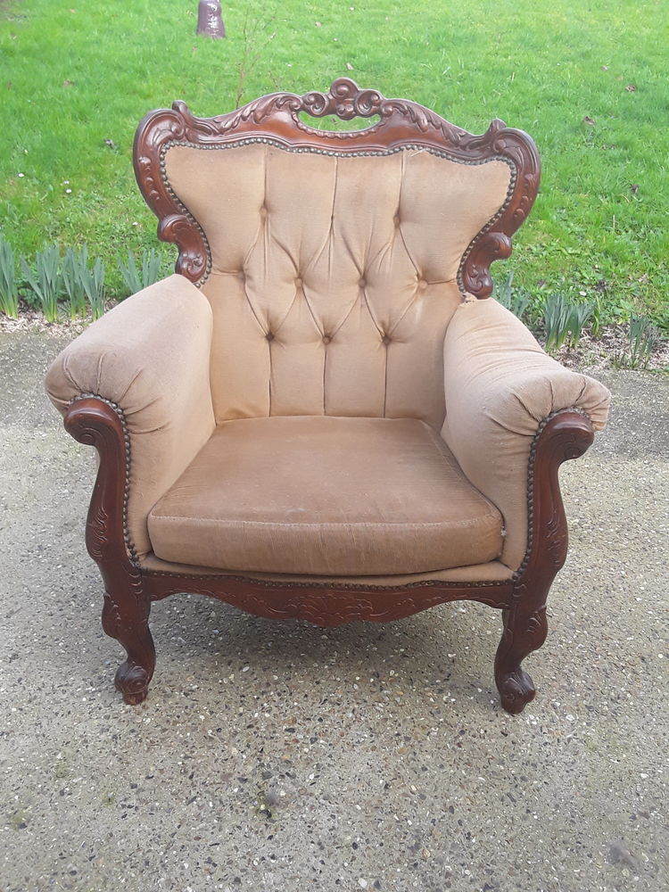 Fauteuil Louis XV style baroque � retaper 50 Martainville-�preville (76)