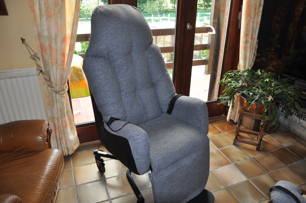fauteuil médical électrique 150 Avesnes-le-Comte (62)