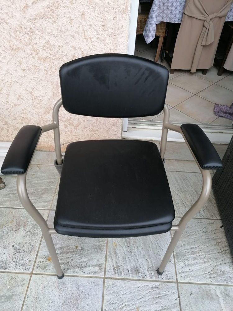 Fauteuil m�dical 100 Myans (73)