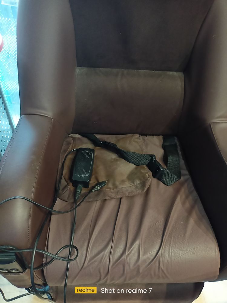 Fauteuil m�dicalis� �lectrique 250 Carcassonne (11)