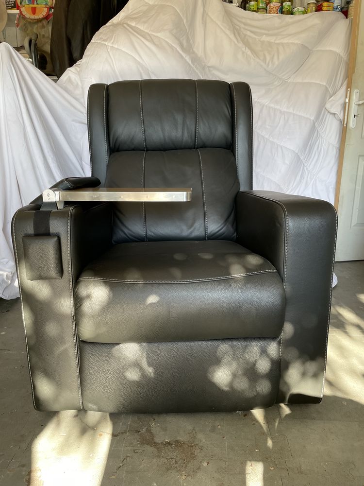 FAUTEUIL MEDICALISE 600 Lons (64)