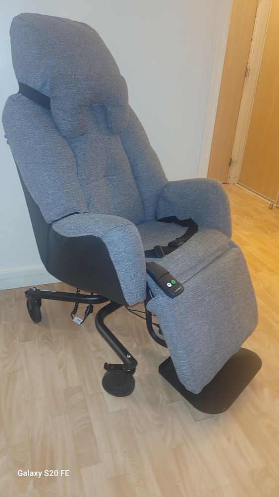 Fauteuil medicalise, 350 Taverny (95)