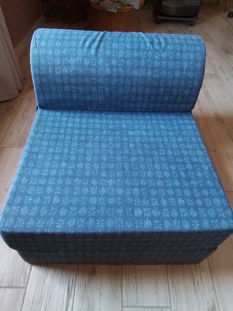 Fauteuil en mousse transformable en lit d appoint 45 Louvres (95)