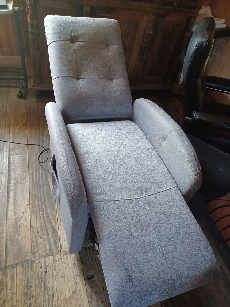 Fauteuil multifonctions en parfait �tat 200 Ponlat-Taillebourg (31)