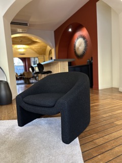 Fauteuil noir 150 Bordeaux (33)