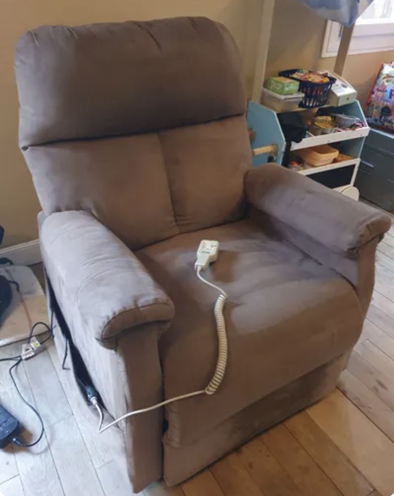 Fauteuil orthop�dique 190 Blaise-sous-Arzilli�res (51)