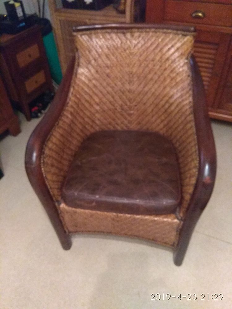 Fauteuil en osier verni 30 Ivry-sur-Seine (94)