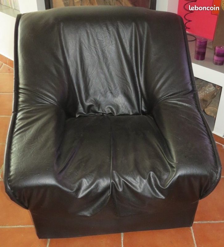 FAUTEUIL PARFAIT ETAT. 30 Carqueiranne (83)