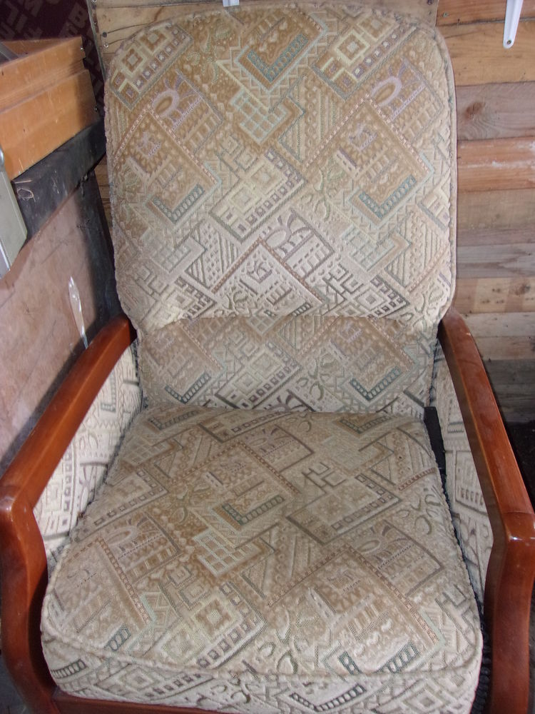 fauteuil 1 personne en velours 55 Villars-les-Dombes (01)