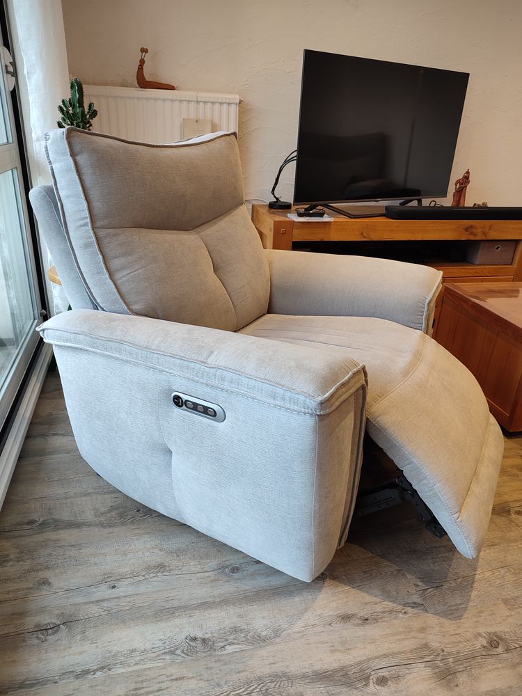 Fauteuil relax �lectrique 3 moteurs. 350 Aix-les-Bains (73)