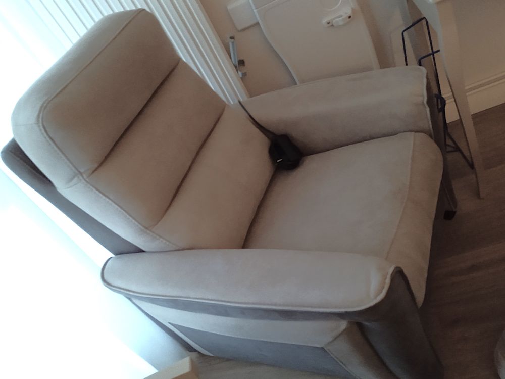 FAUTEUIL RELAX ELECTRIQUE 1000 Rochefort (17)