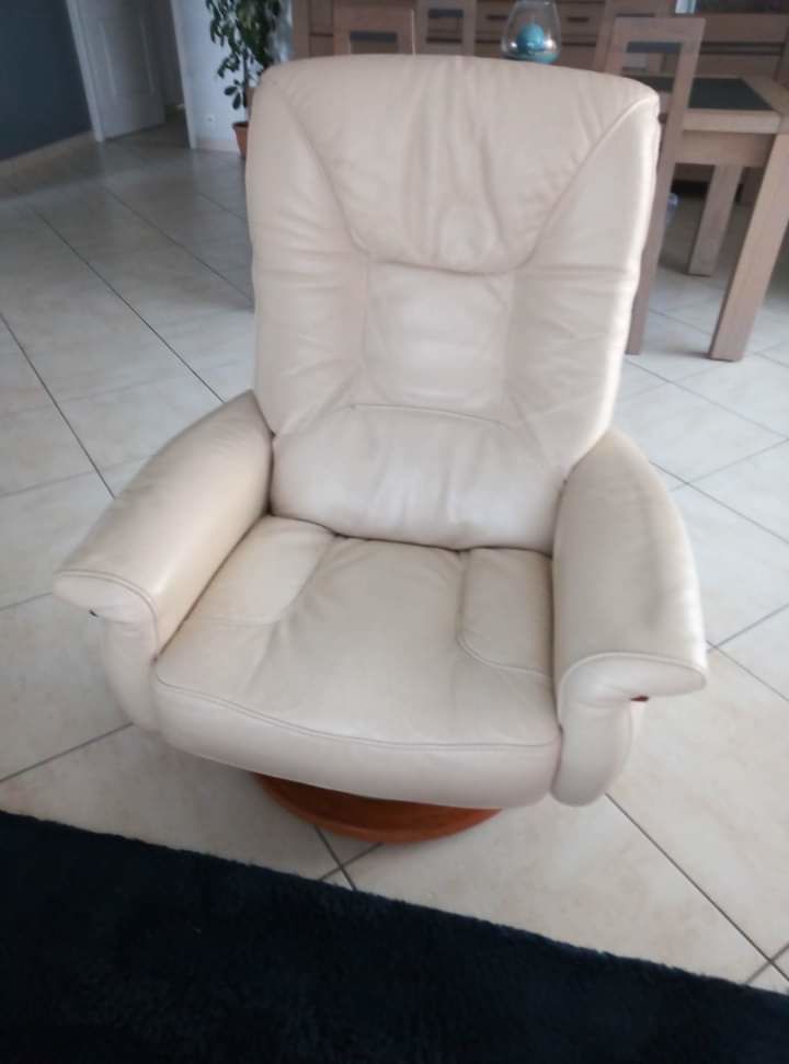 Fauteuil relaxant cuir 150 Lacanau (33)