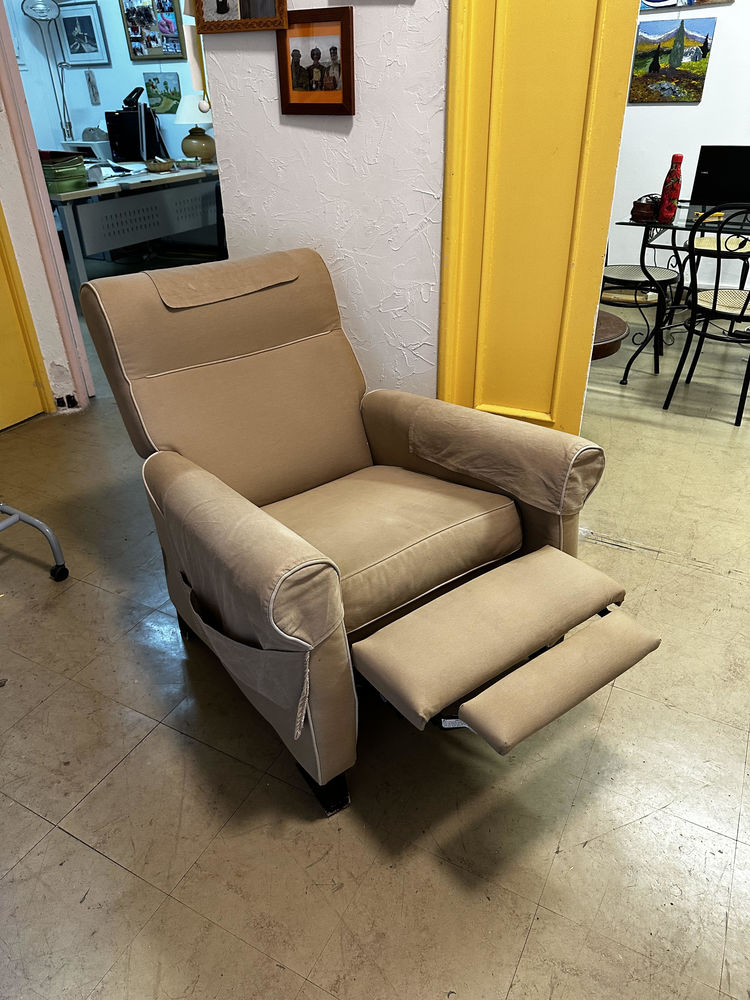 FAUTEUIL RELAXANT POUR PERSONNES AGEES 80 Marseille 9 (13)