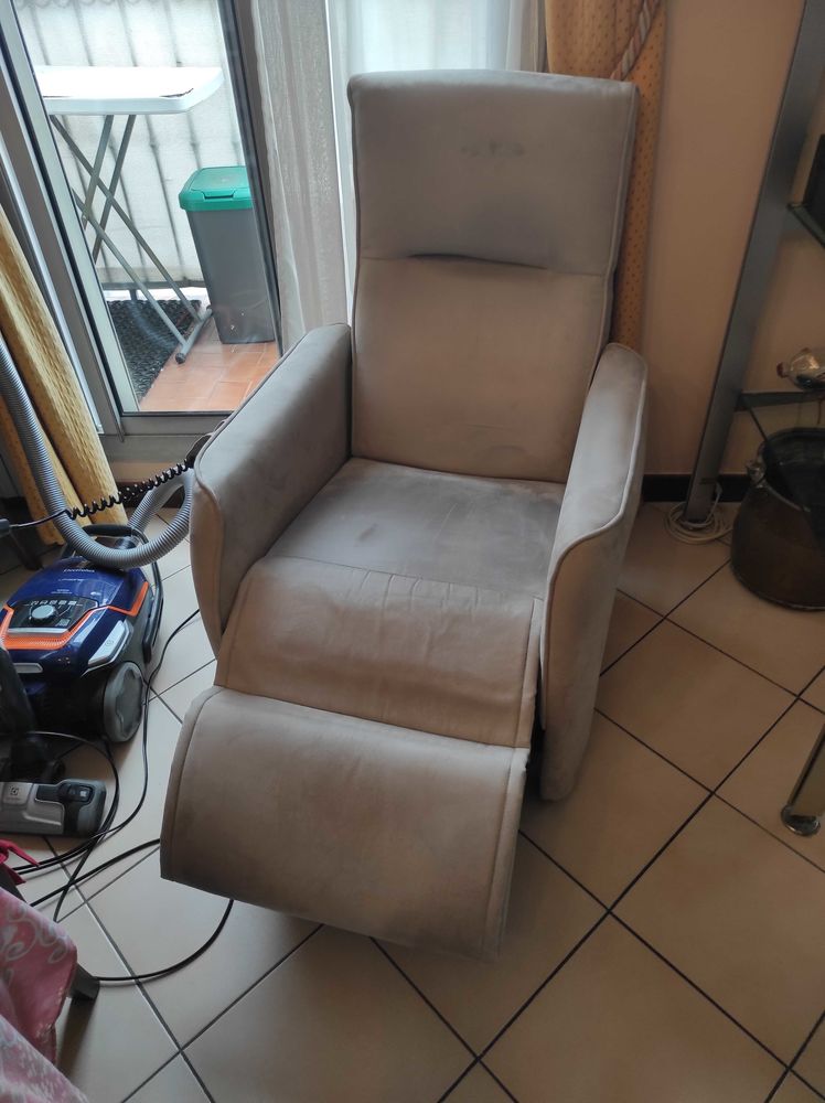 Fauteuil de relaxation �lectrique 150 Toulon (83)