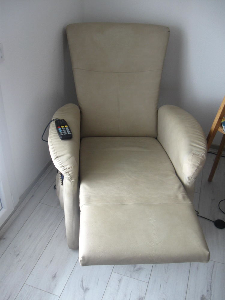 fauteuil de relaxation 100 Cusset (03)