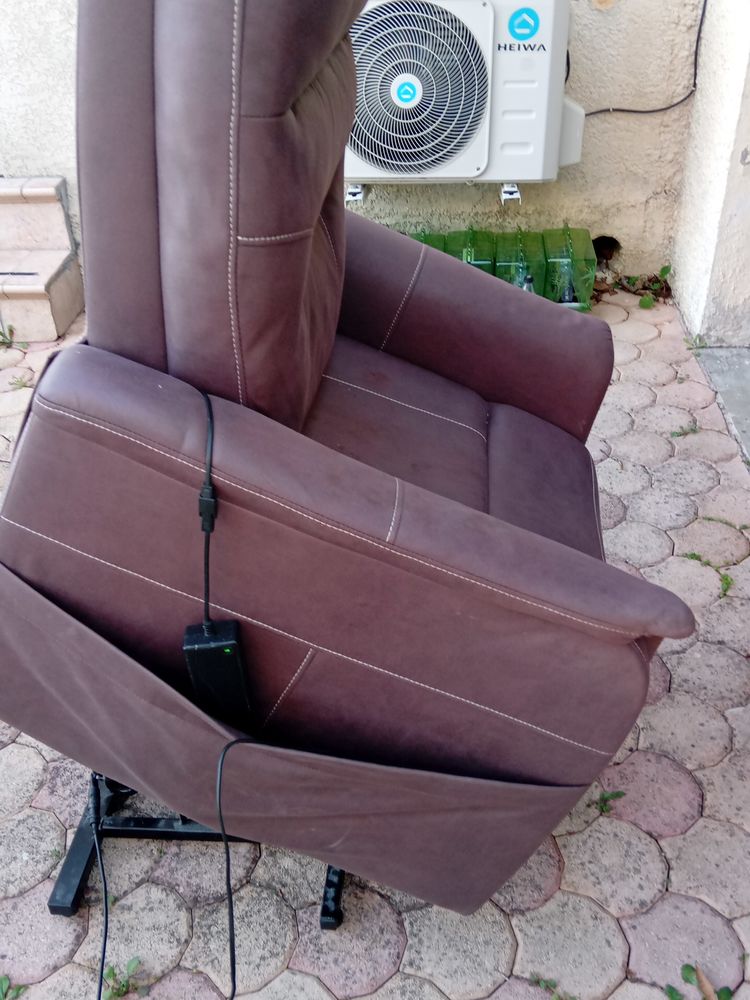 Fauteuil relaxe 80 Nimes (30)