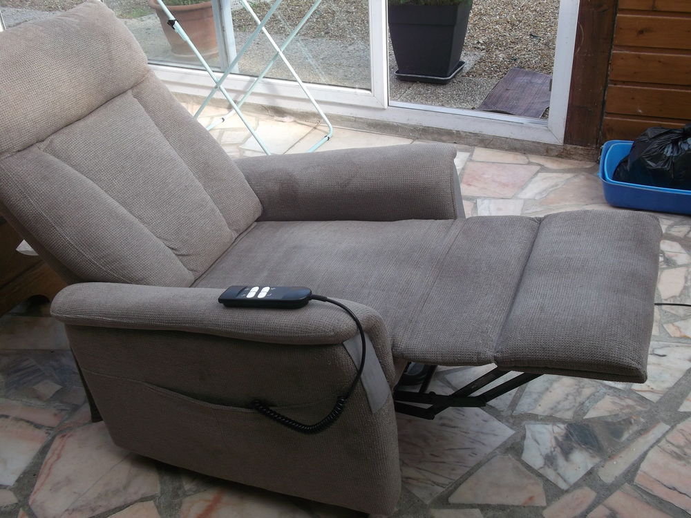 Fauteuil relevable Kenny 195 �commoy (72)