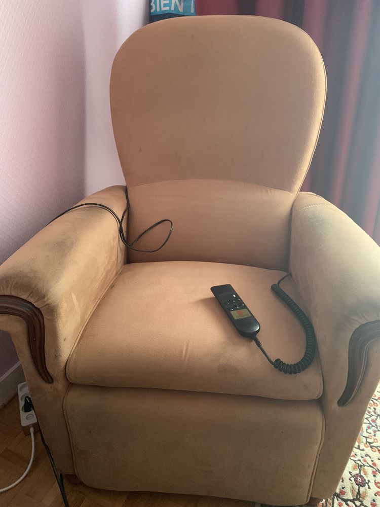 fauteuil releveur �lectrique 150 Vincennes (94)