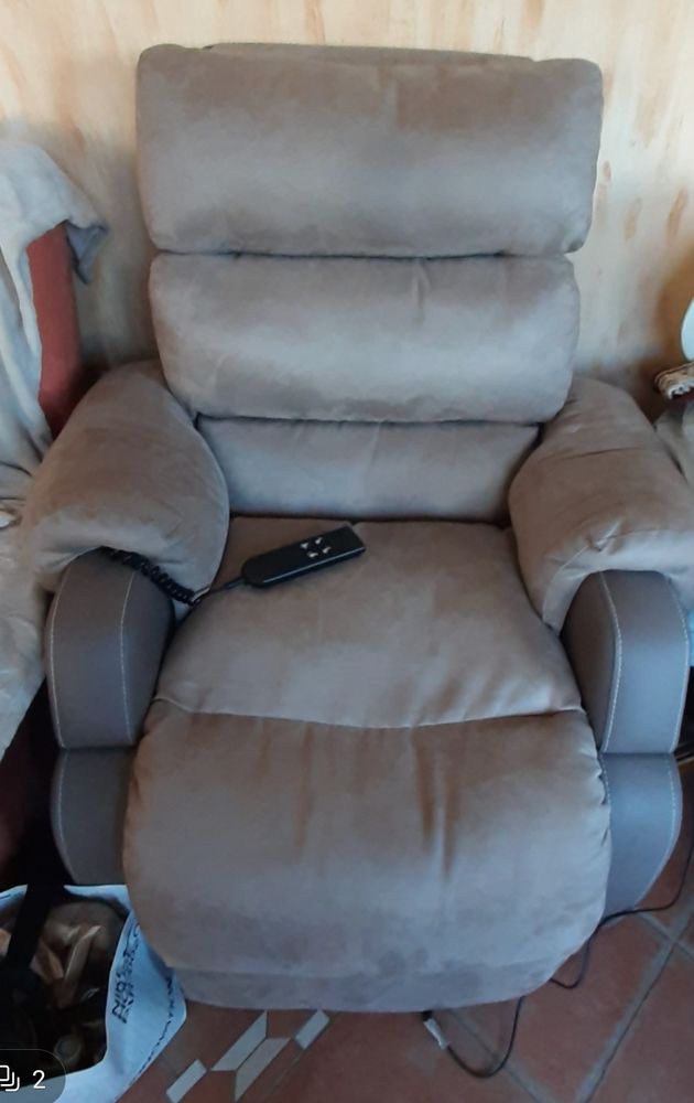 Fauteuil releveur �lectrique Cocoon 400 Gaillon-sur-Montcient (78)