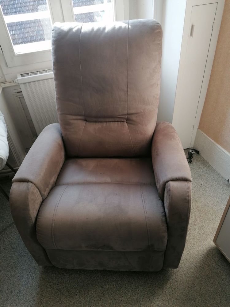 Fauteuil releveur �lectrique 1 moteur 300 Saint-Chamond (42)