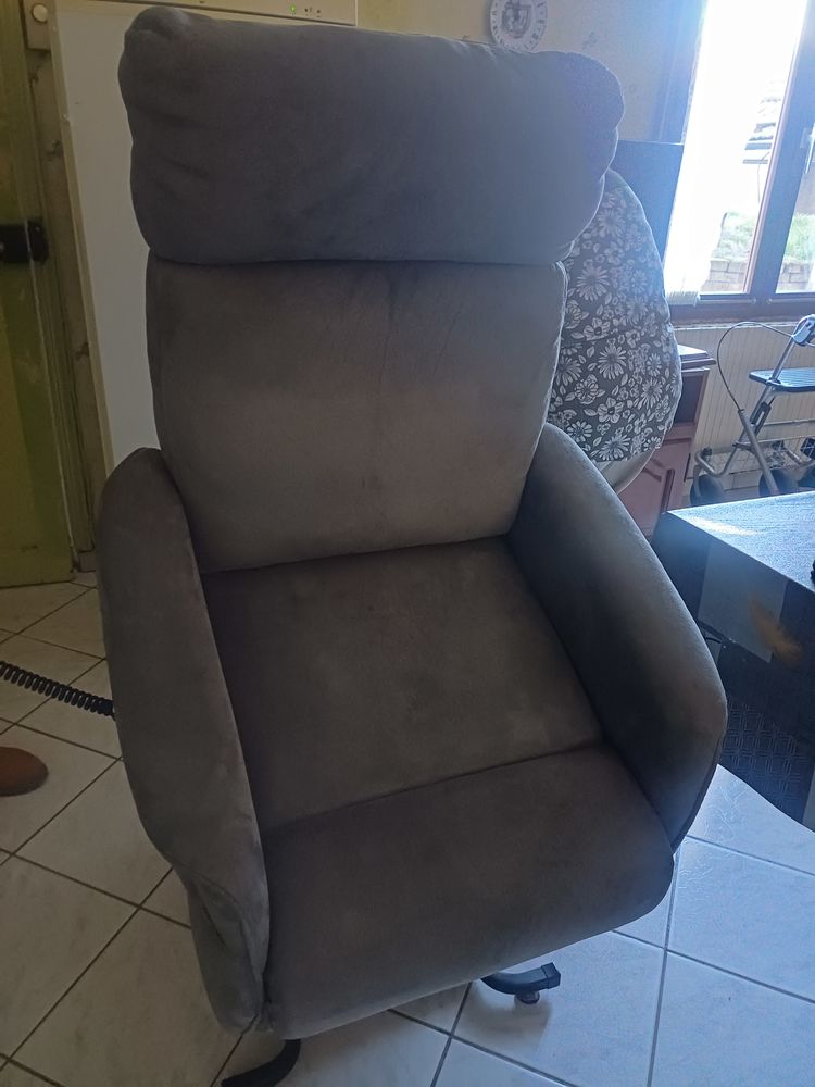 Fauteuil releveur �lectrique 150 Maizi�res (54)
