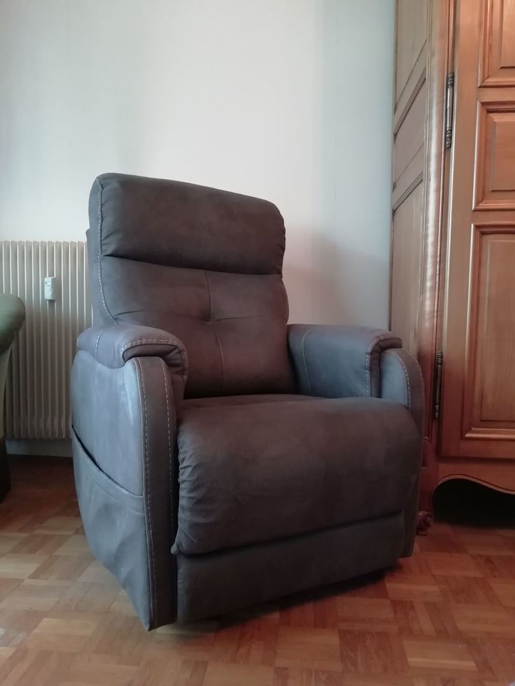 fauteuil releveur 4 moteurs 350 Orleans (45)